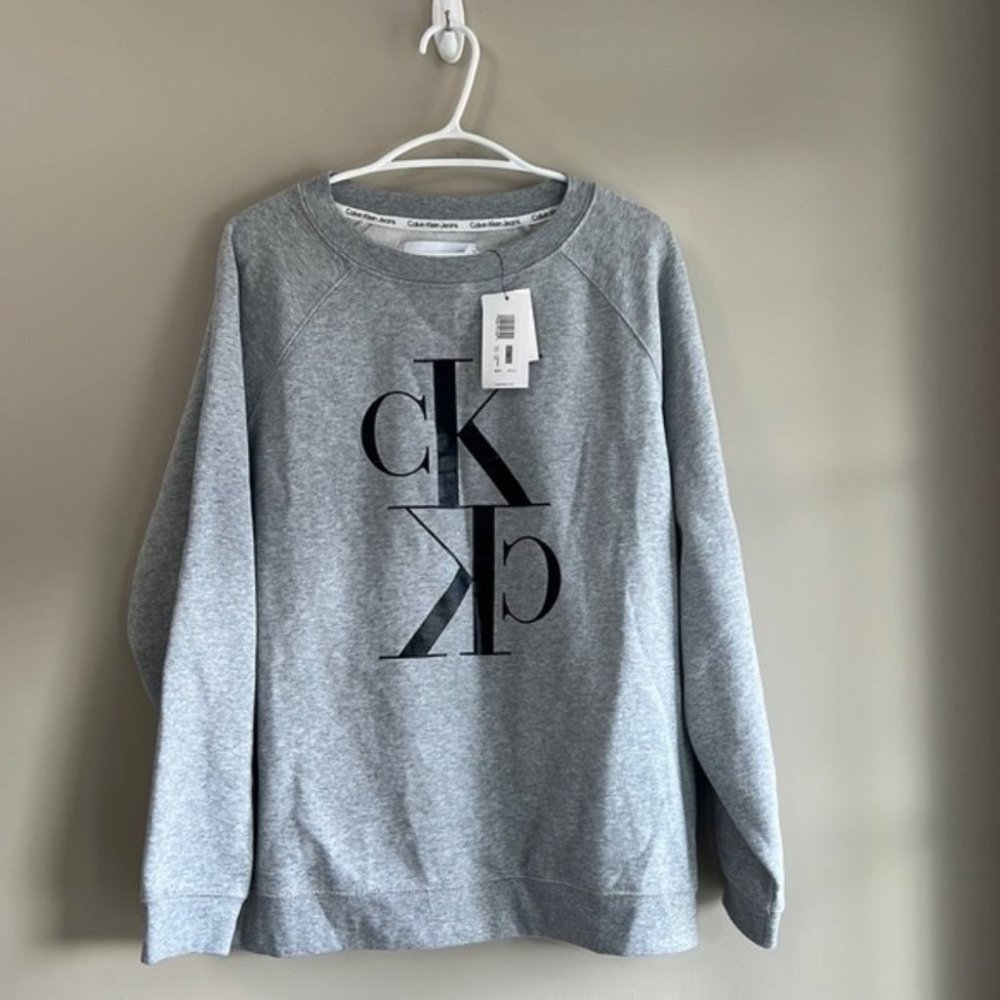 Calvin Klein Gray Crewneck Logo Sweatshirt Size 1X - Picture 1 of 9